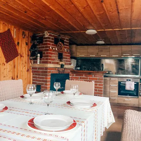 златкова къща 4*
