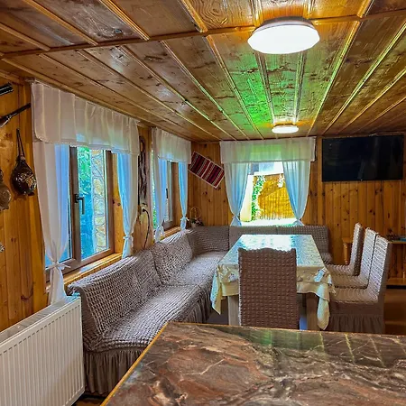 златкова къща Gæstehus 4*