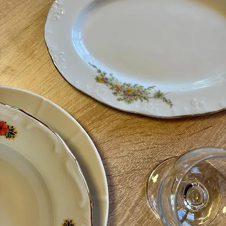 златкова къща *