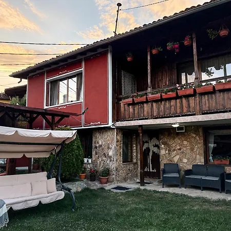 златкова къща Koprivchtitsa