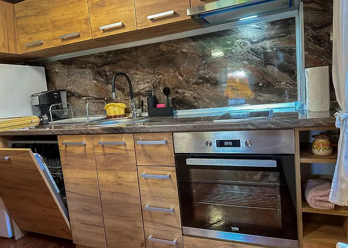 златкова къща * Koprivchtitsa