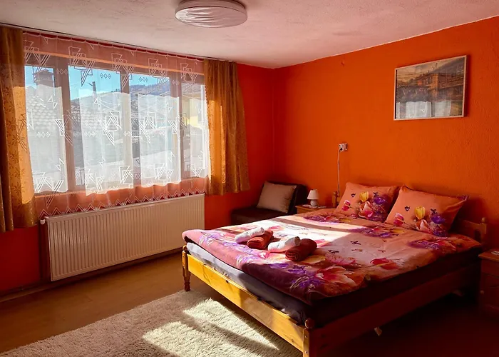 златкова къща Koprivchtitsa